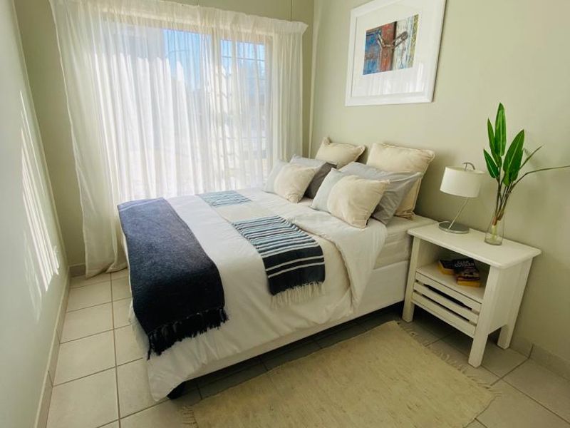 Ground-Floor 2-Bedroom Apartment - Photo 8