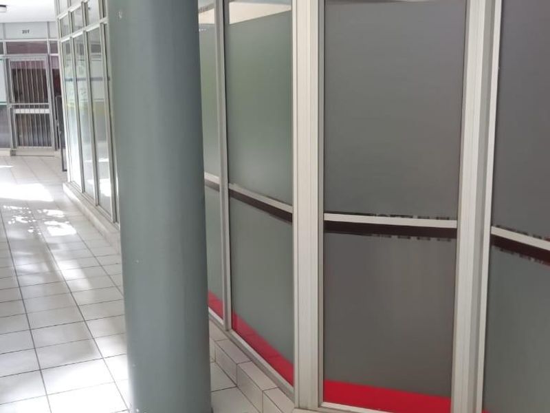 A GRADE OFFICE FOR SALE - KLEIN WINDHOEK - Photo 4