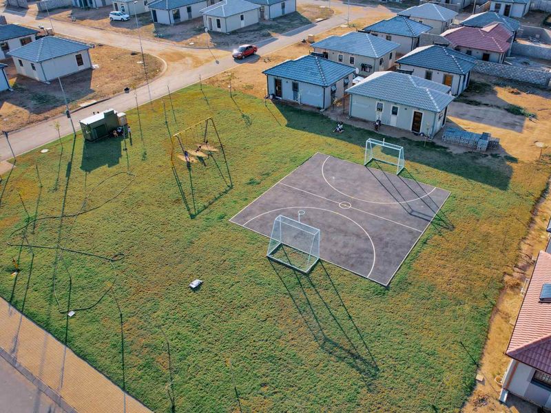 Daveyton New Modder - R732 200- Brand New Home - Photo 2