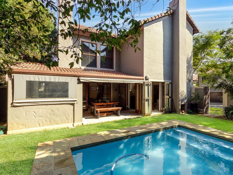 3 Bedroom House for Sale in Dainfern - Photo 1