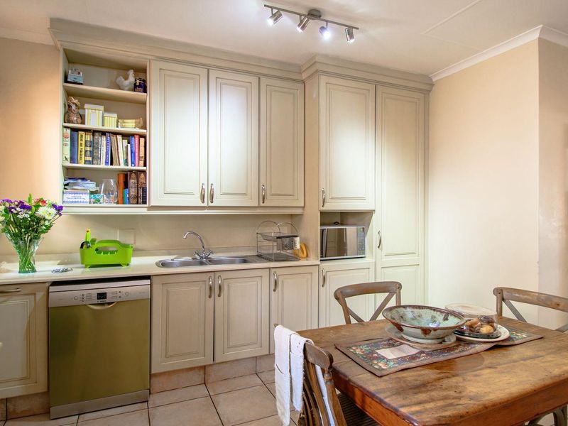 3 BEDROOM CLUSTER FOR SALE IN GROENKLOOF - Photo 8