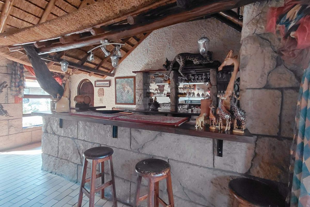 Fully-Equipped Guest House For Sale - Photo 5