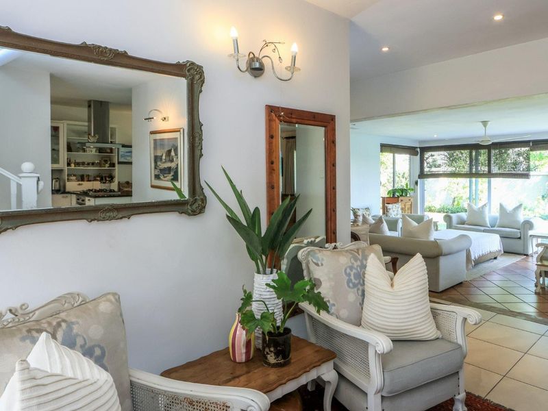 Charming Family Home in a Thriving Village Community - Photo 4