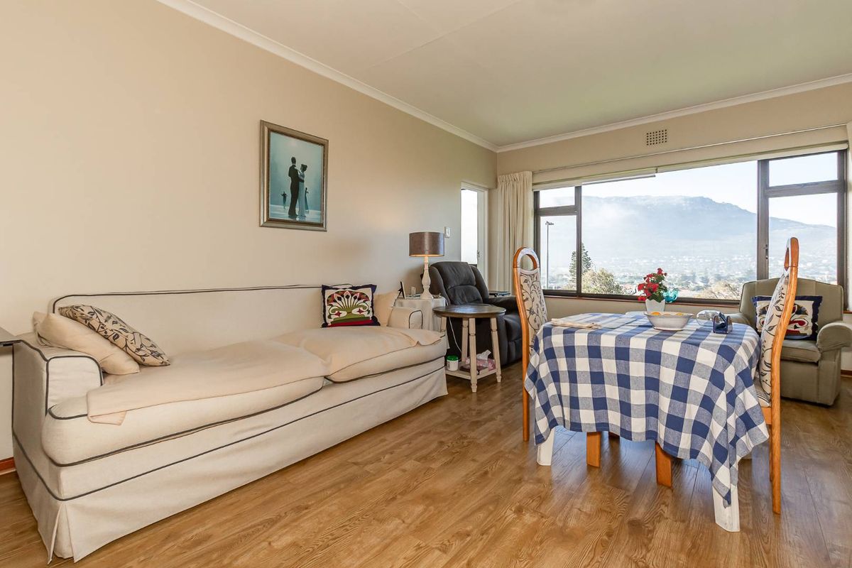 Spacious light and bright apartment with Sea and valley views - Photo 4