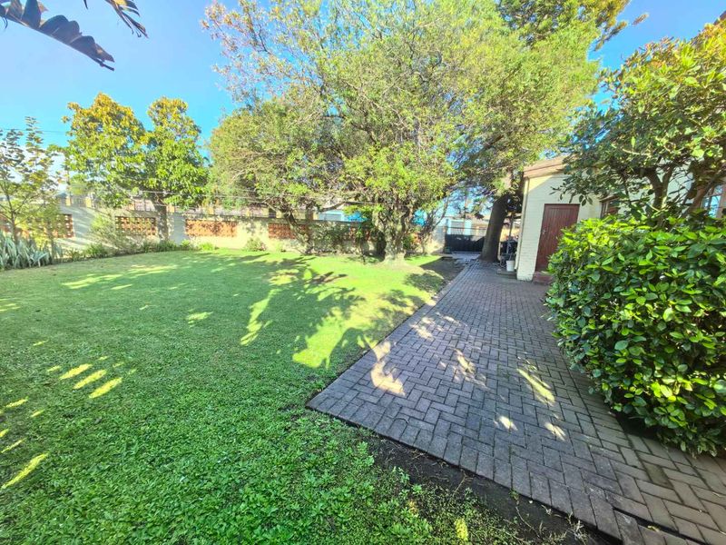 Stunning 4 Bedroom Family Home, Cravenby Estate - Photo 6