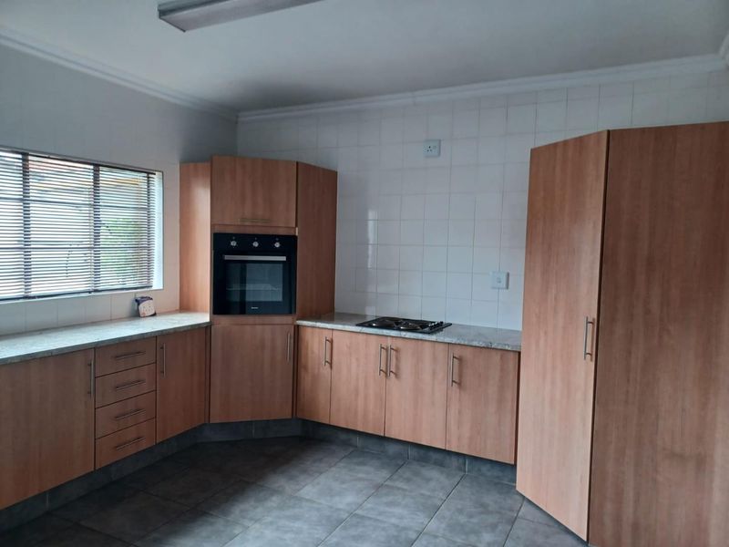 Duplex House & Office for Rental in Albermarle - Photo 8