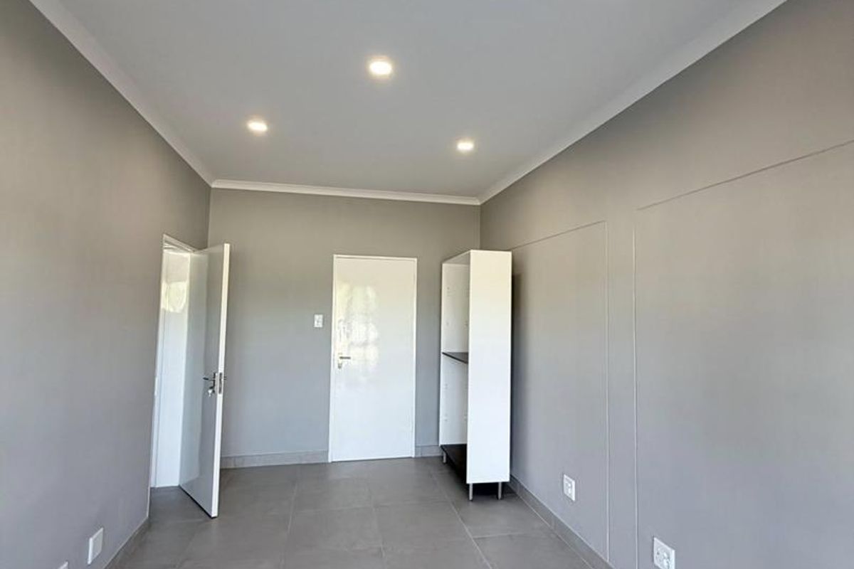 Eros- To Let-N$20 000 - Photo 3