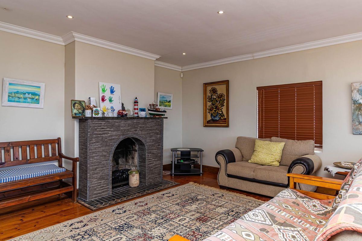 Stunning 5 Bedroom House for Slae in Linkside with Uninterrupted Sea and Ocean View - Photo 4