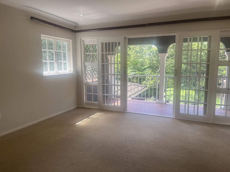 Charming Studio Apartment in Kloof - Photo 9