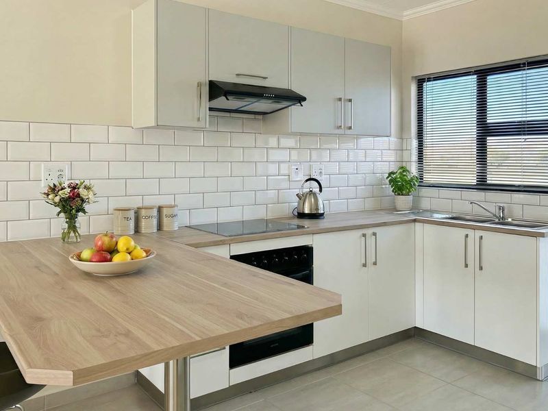 TICKS ALL THE BOXES - Photo 3