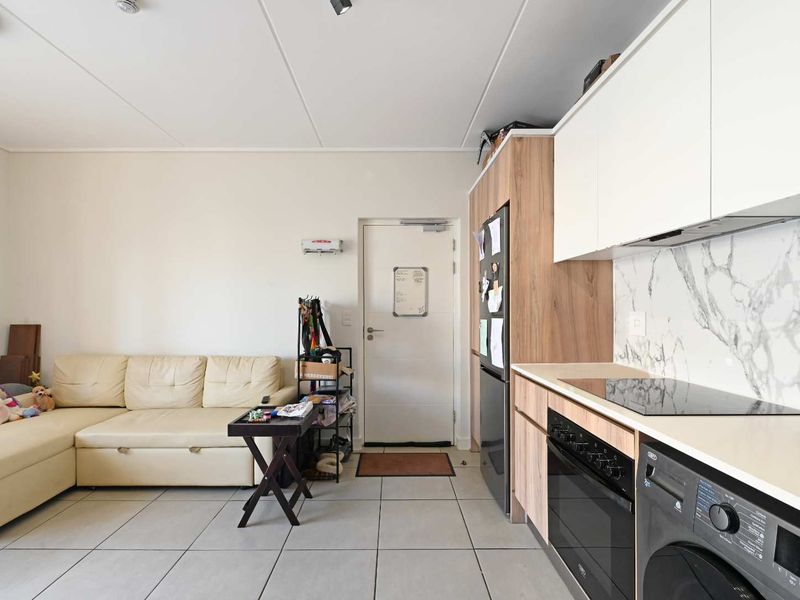 Sought after 1-Bedroom Apartment in Fynbos Lifestyle Estate - Photo 4