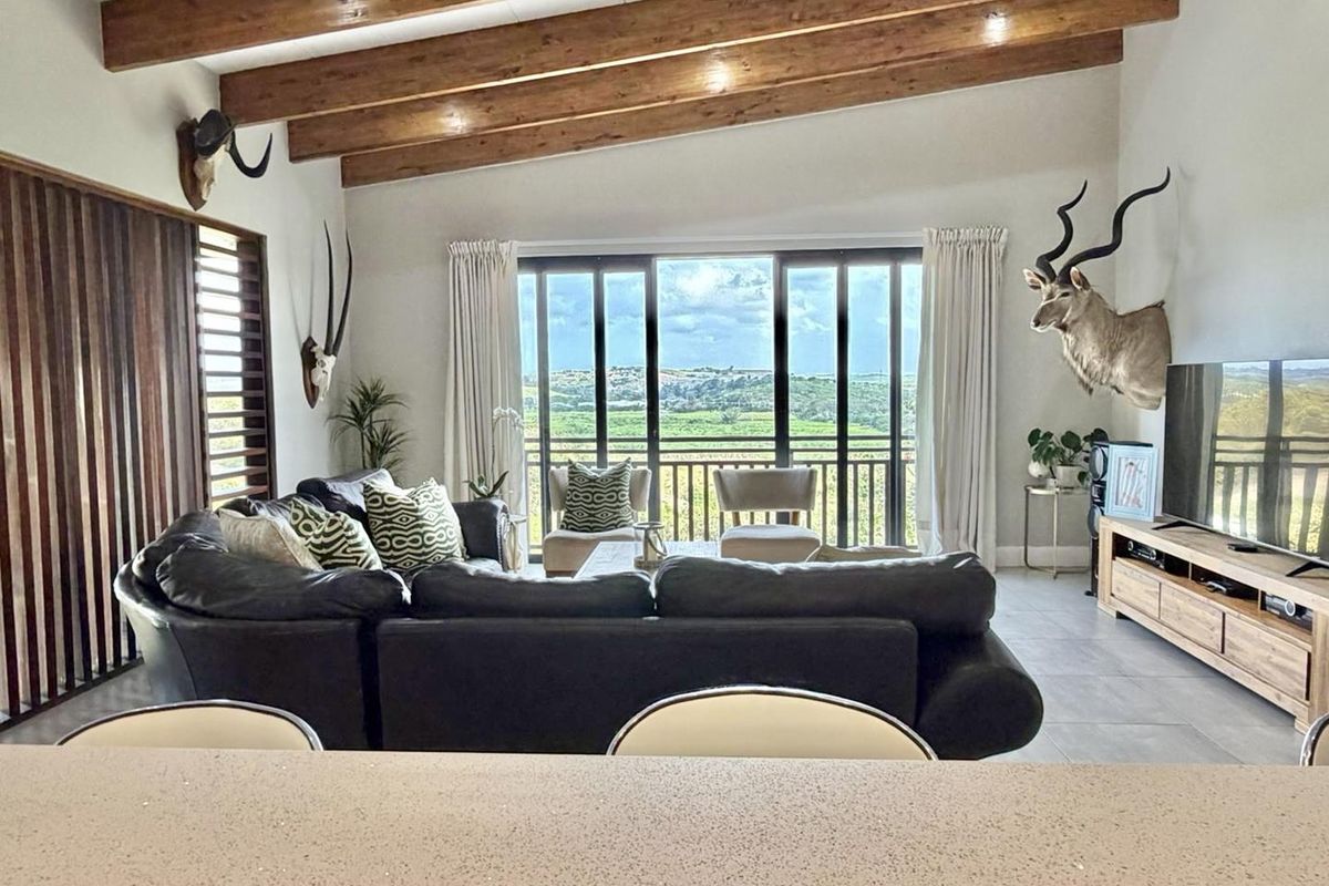 Palm Lakes Estate - Photo 4