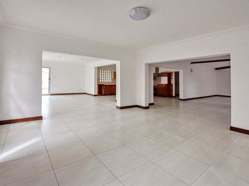 Meersig, Walvis Bay:  Newly Renovated home in Meersig Proper is for Sale - Photo 7
