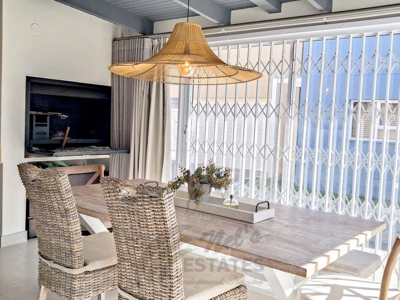 Furnished Townhouse For Sale in Waterfront, Swakopmund - Photo 8