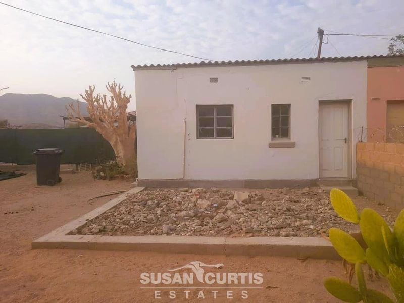 Family home in Usakos for sale - Photo 3