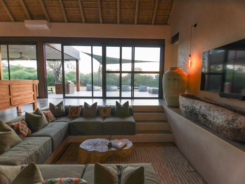 Bush Villa to rent in Zandspruit Bush & Aero Estate, Hoedspruit - Photo 7