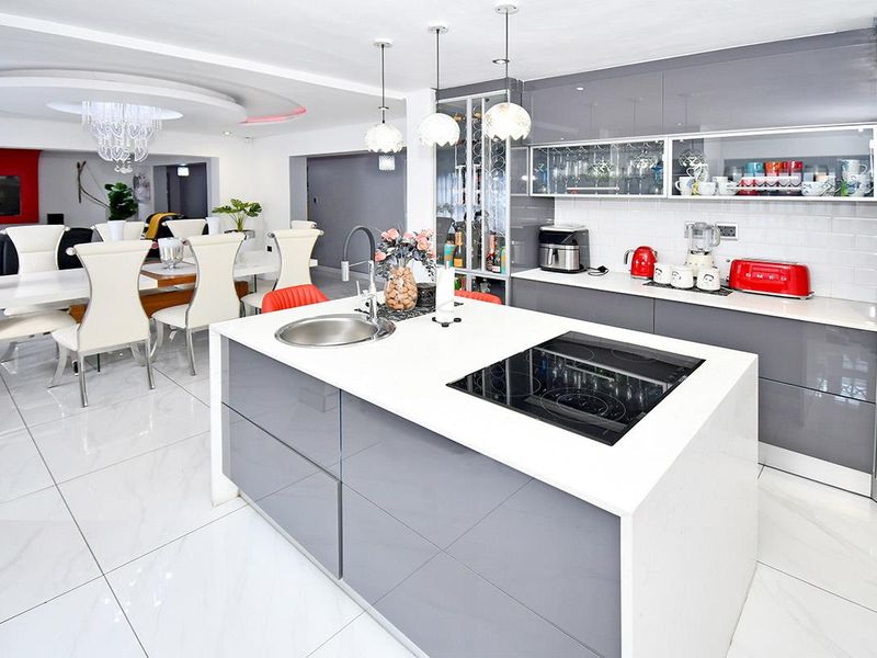 Live Like Royalty at Grootvlei Estate with 24 hours security - Photo 6