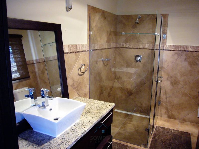 Luxury Mansion for sale Swakopmund Namibia,furniture included - Photo 8