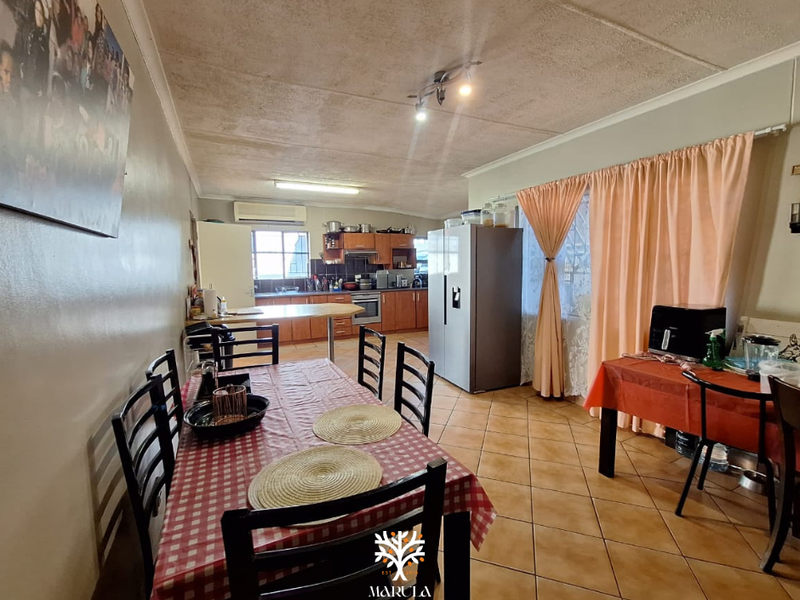 4-BEDROOM HOUSE | KHOMASDAL - Photo 2