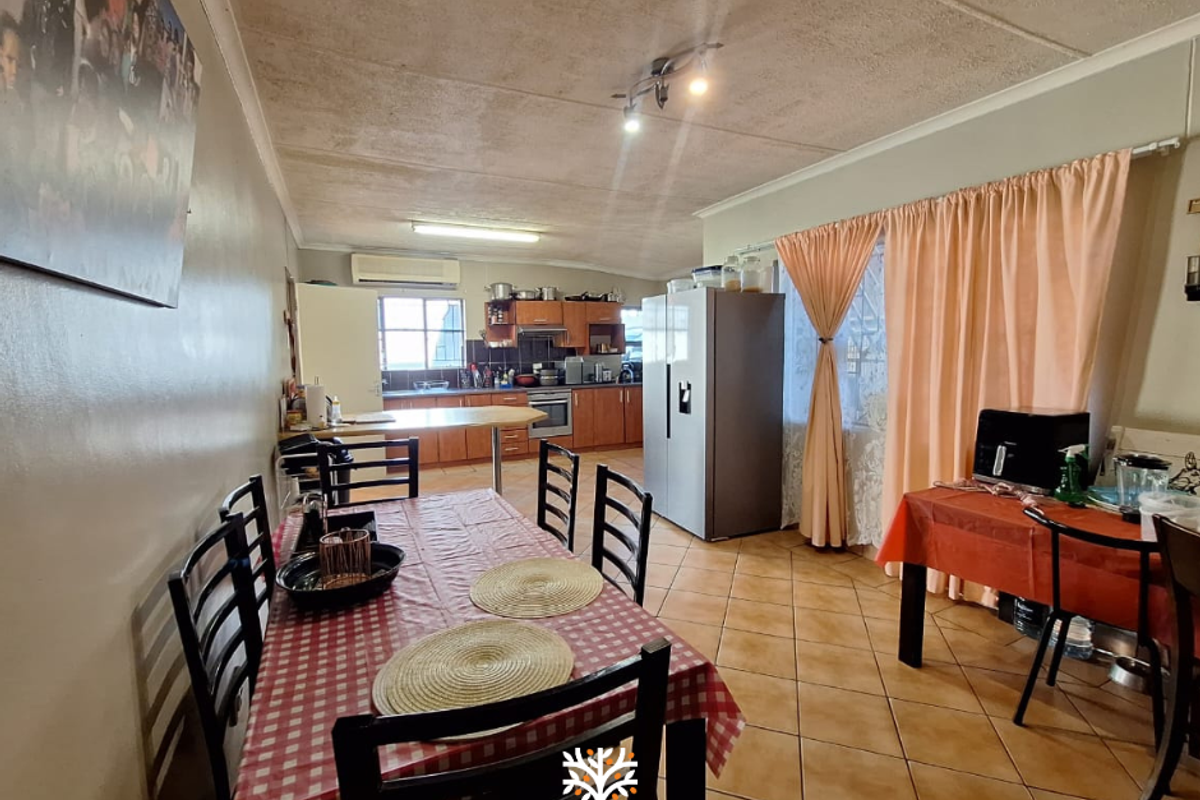 4-BEDROOM HOUSE | KHOMASDAL - Photo 2