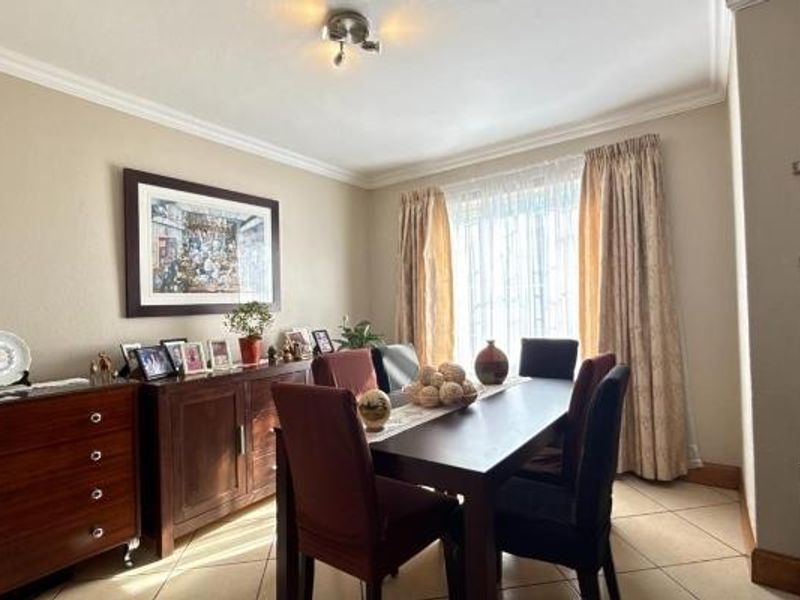 2 Bedroom Townhouse for Sale in Risana - Photo 6