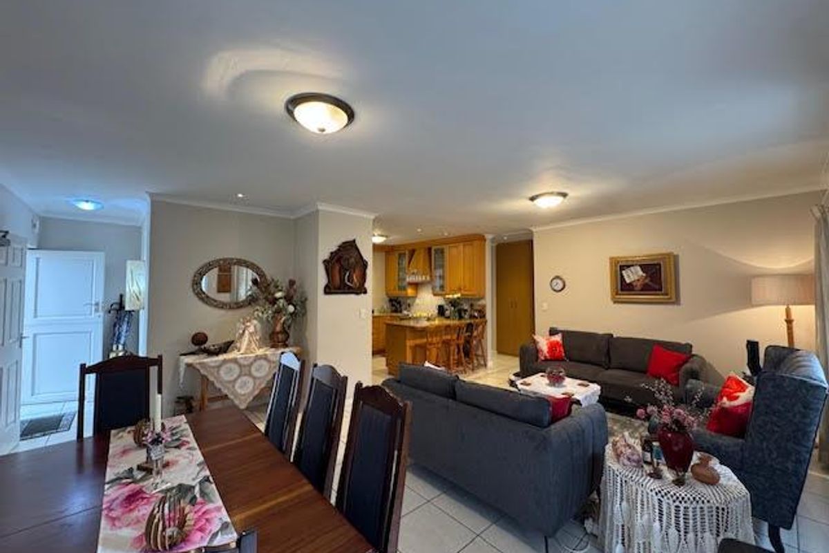 Spacious Separate title 2-bedroom home in La Vie Retirement village - Photo 3