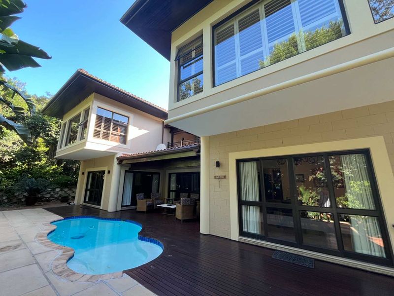 Zimbali offers a  beautiful 4-bedroom freestanding with a perfect blend of luxury and comfort, a thoughtfully designed layout and exceptional features - Photo 2