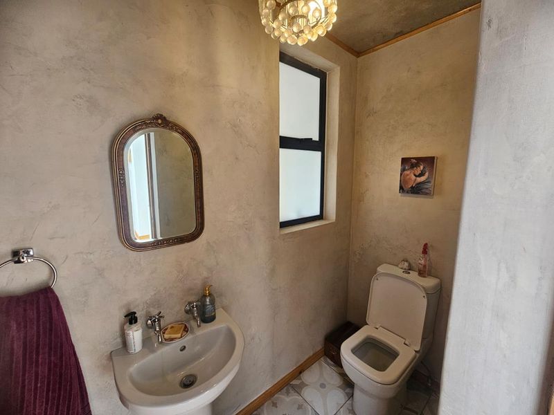 Breathtaking Views – Furnished 3-Bedroom Home in Kampersrus - Photo 10