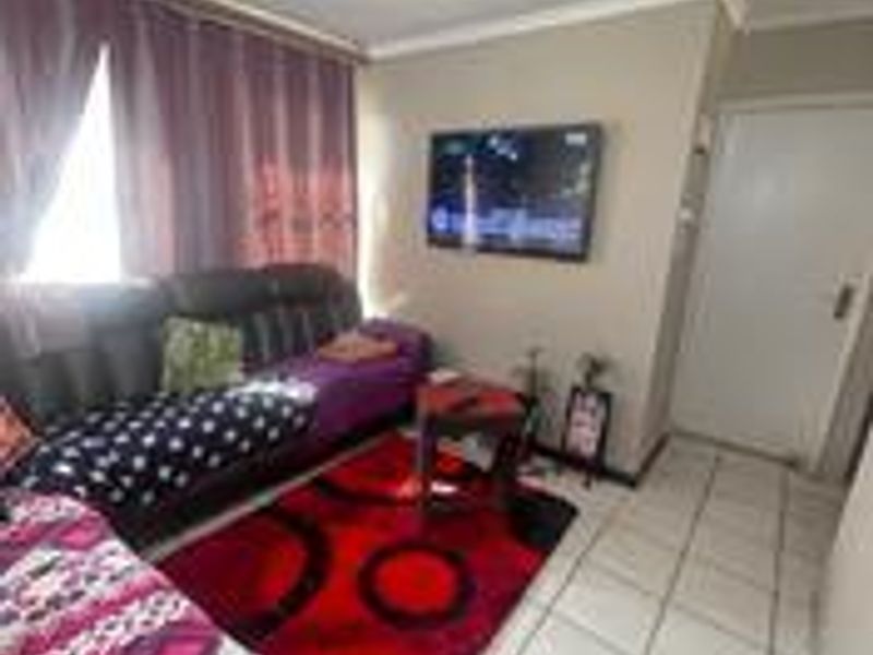 Cozy 1-Bedroom Simplex in Prime Terenure Location - Photo 4