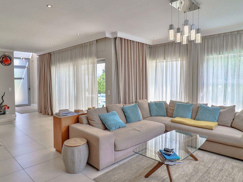 3 bedroom furnished cluster for sale in Bryanston - Photo 5