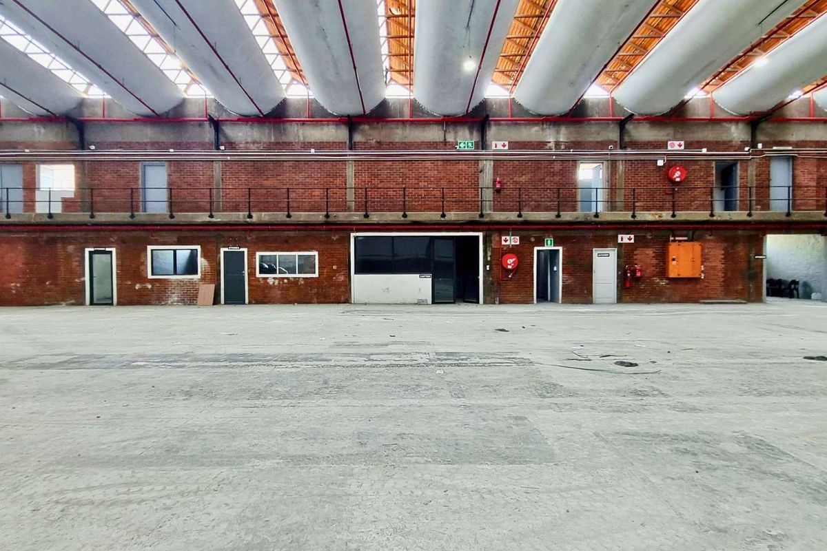 Large Industrial Warehouse to Let in Hammarsdale | ±5 969m2 | 2 000A Power - Photo 5