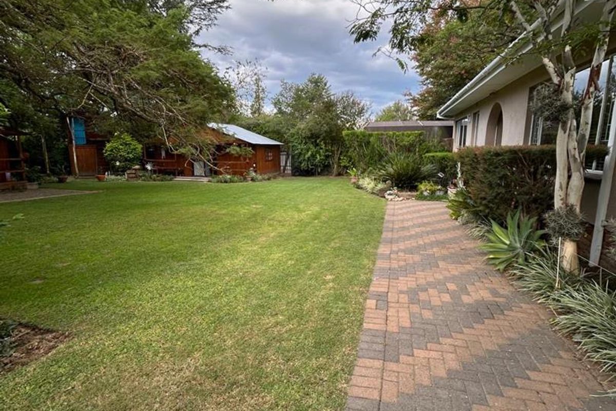 Impressive 4 Bedroom home for sale - Photo 2