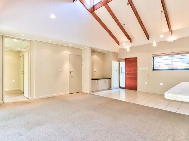 RETIREMENT LIVING AT ITS BEST - Photo 5