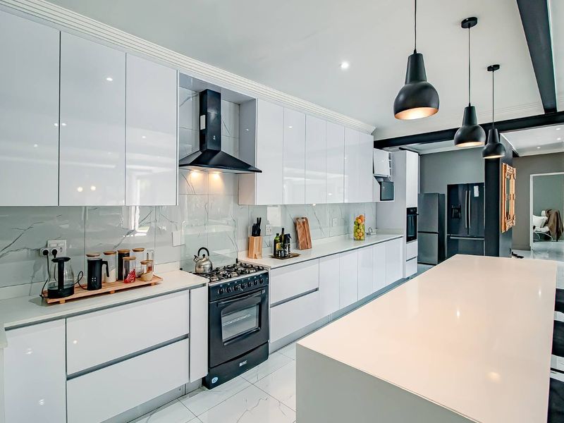 SERIOUS SELLER Modern Contemporary Masterpiece in Prime Waverley Road - Photo 9