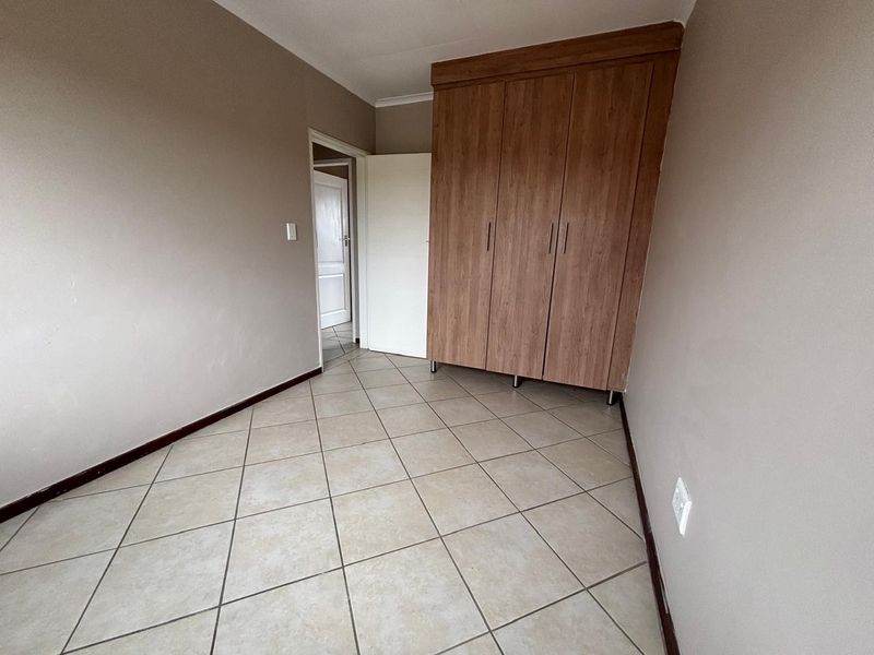 2 Bedroom 1 Bathroom Townhouse For sale in Midrand - Photo 10
