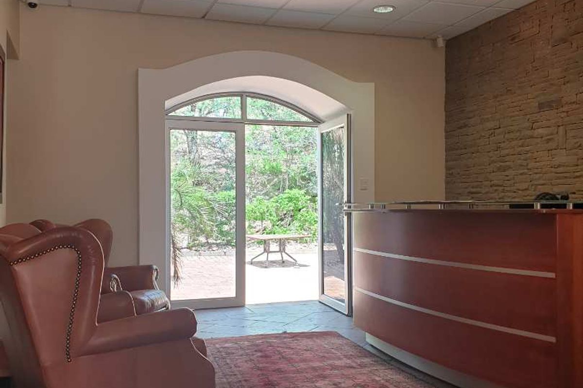 MID CENTURY STYLE OFFICES FOR SALE - Photo 2