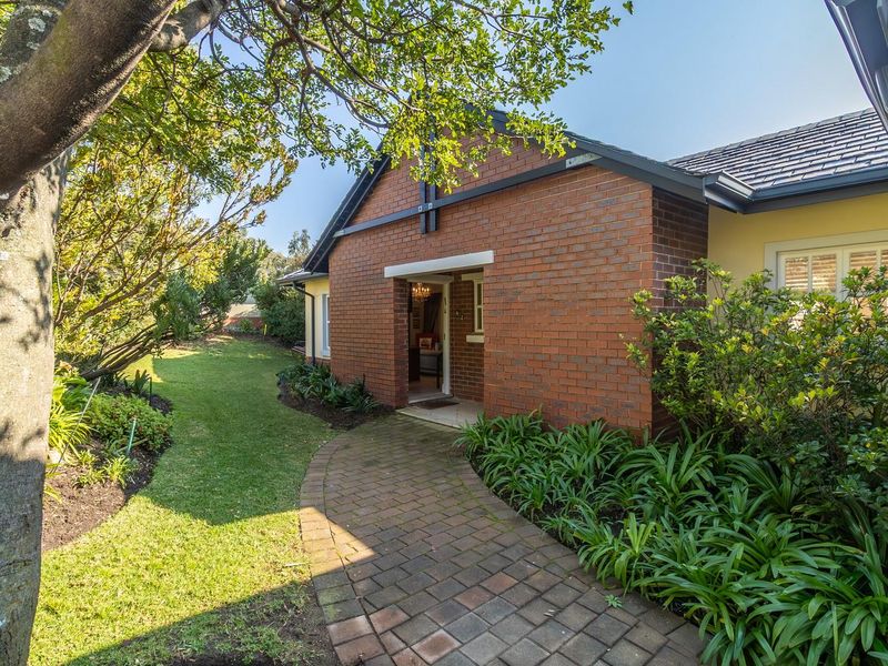 Tranquil luxury in a premium retirement Estate - Photo 2