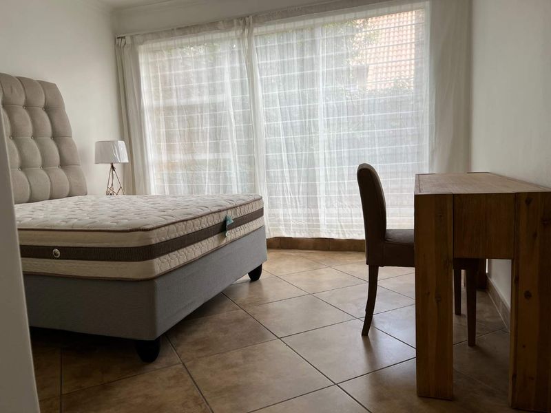 GENEROUS LIVING SPACE AND CHARM - FURNISHED - Photo 5