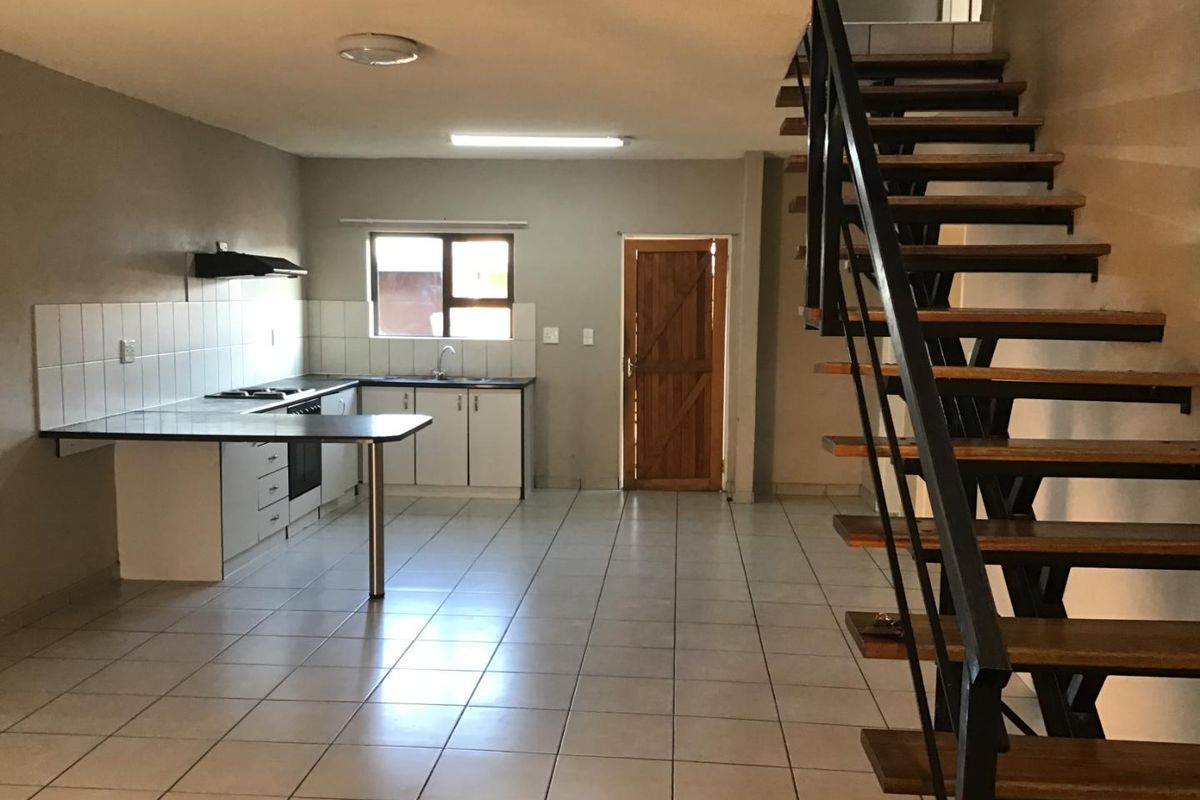 Rocky Crest, Adonai Court - Photo 2