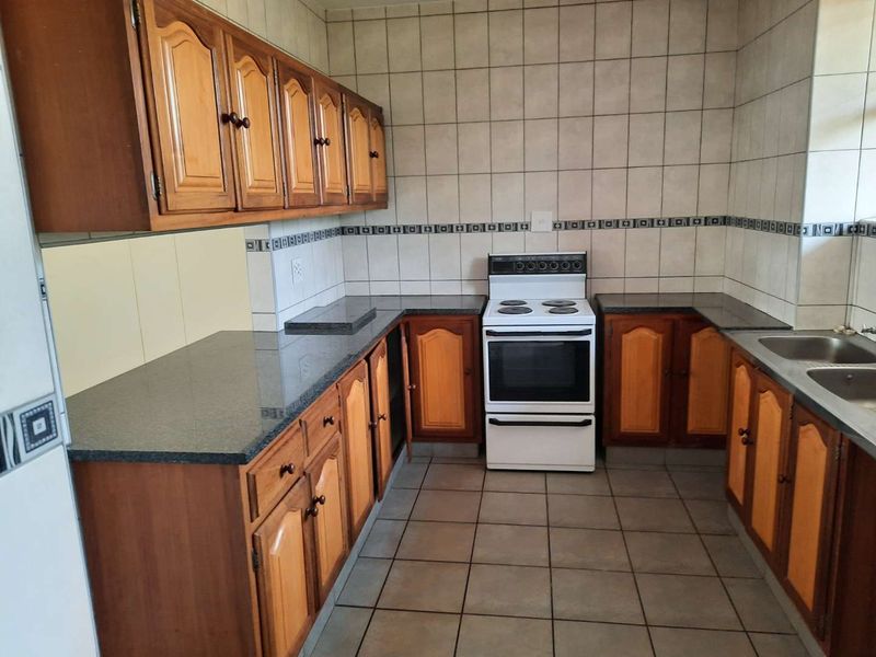 Enjoy Comfort & Security in This Neat 2-Bed Apartment - Photo 4