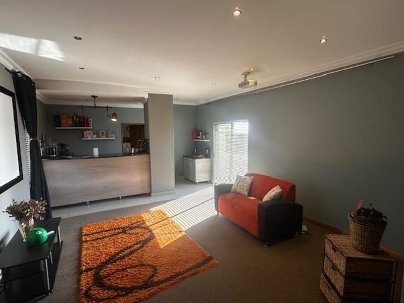 Your forever home is waiting – and it’s spectacular - Photo 8