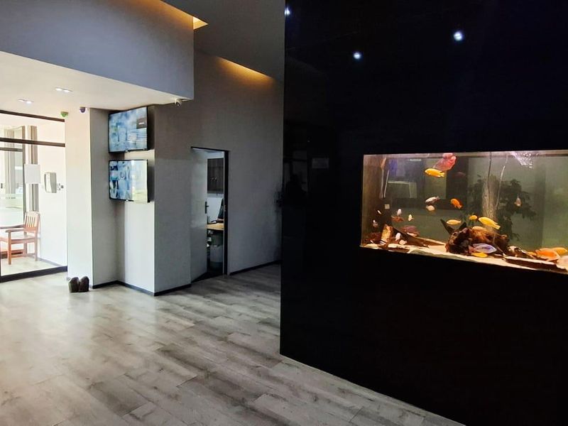 "Seaside Splendor: Luxurious Apartment with Unmatched Ocean Views!" - Photo 3