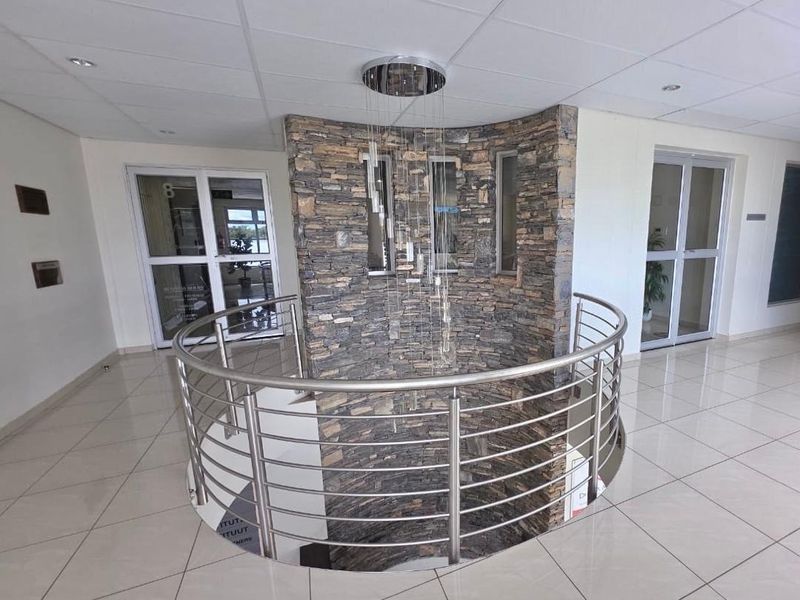 2 Bedroom Apartment For Sale - Photo 8