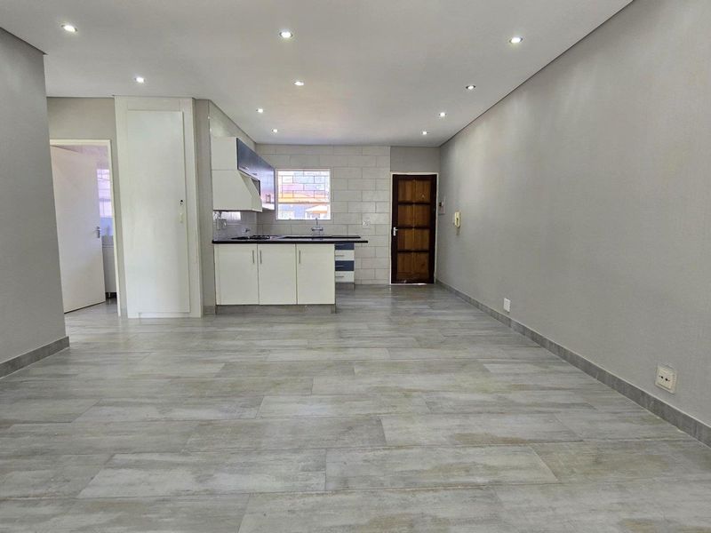2 Bedroom Townhouse for Rent New Redruth Alberton - Photo 7