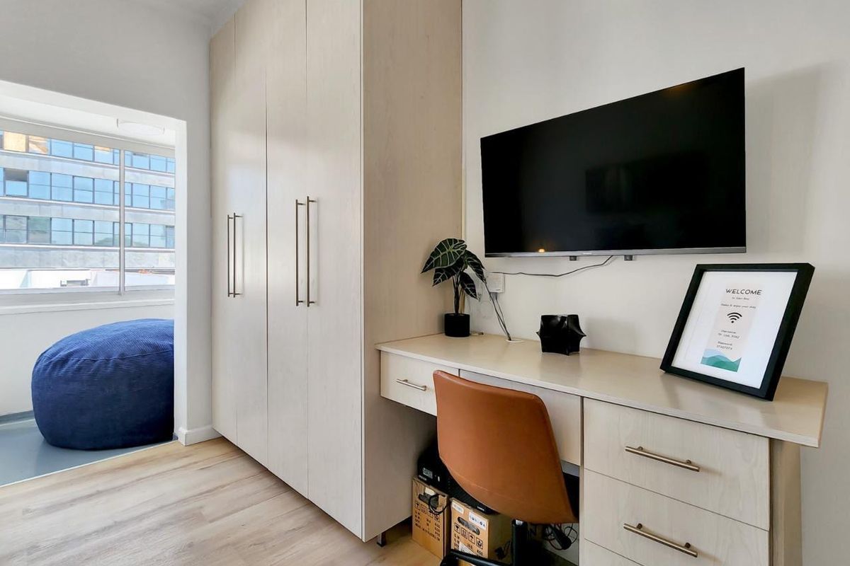 Turnkey Airbnb Investment | Furnished | Parking | Walk to Promenade | ±R200,000 Net Annual Income (C) - Photo 3