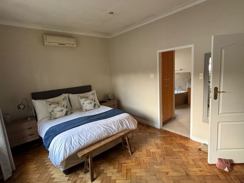 Spacious Home with Cottage, Pool & Top Security in Norwood - Photo 8