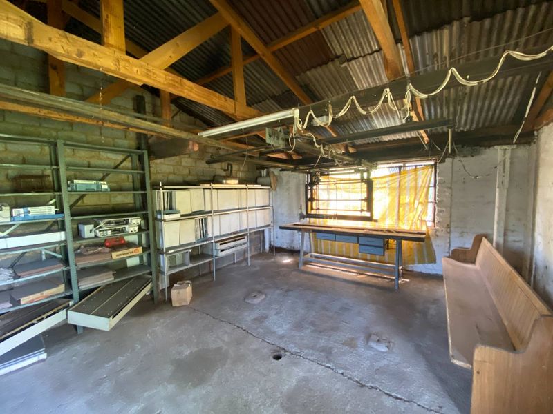 Starter Country Home - Photo 5