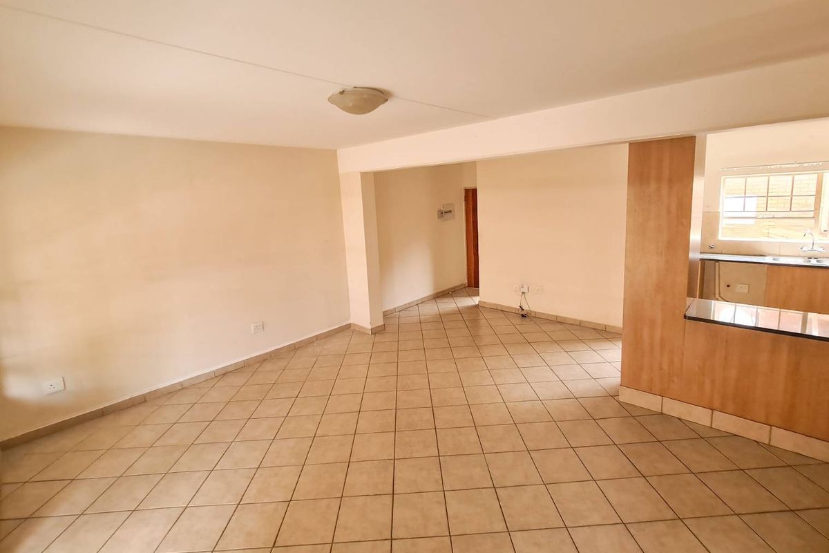 2 Bedrooms/ 2.5 Bathrooms/ 1 Garage - Photo 3