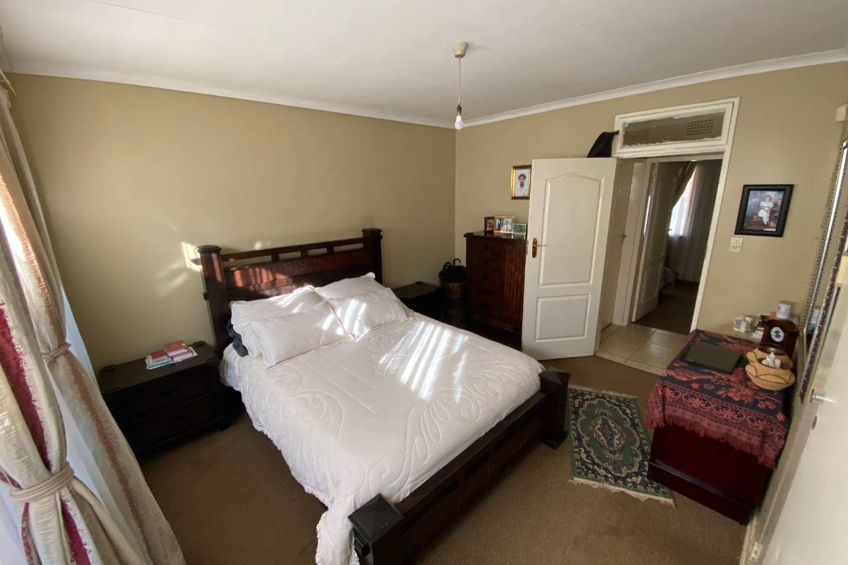 Cul-de-Sac Gem: 3 Bed Home + Flatlet - Photo 5