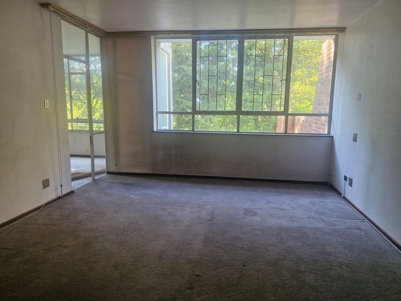 2 Bedroom Apartment for sale - Photo 9